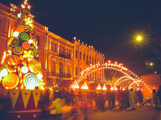 Rize çıkışlı Otobüsle Gürcistan Tiflis Batum Noel Pazarları Turu