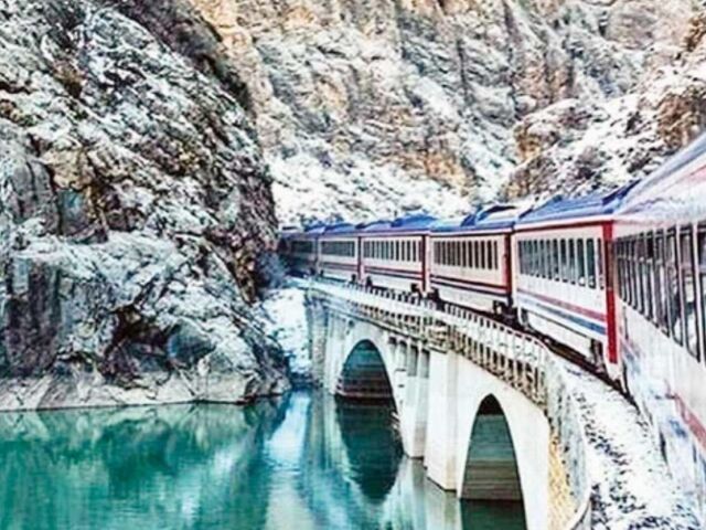 Trabzon Çıkışlı Doğu Ekspresi Kars Erzurum Turu