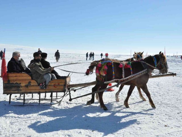 Rize Çıkışlı Doğu Ekspresi - Kars – Çıldır Gölü Turu 2 Gün 1 Gece